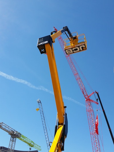JCB boom lift1 58c992bbd21ab
