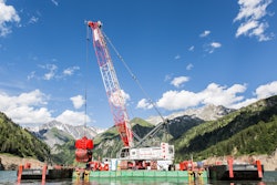 liebherr hs8130hd duty cycle crawler crane dredging 300dpi 58c05debc67c6