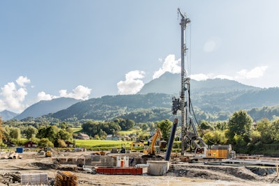 liebherr piling and drilling rig lrb355 300dpi 58c05ce554abe