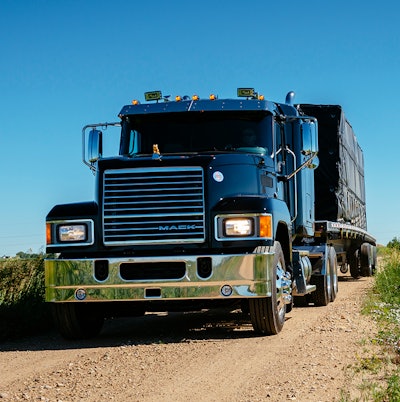 170420 Mack Pinnacle Axle Forward 5900c758c1621