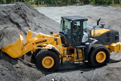 Kcm 80 Z7 T4 F Wheel Loader 2 58f77d0f7ef74