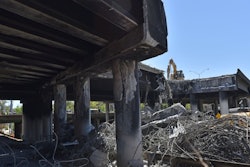 News Engin 18262906 040217 Collapse Hs12 58ecf7d071328