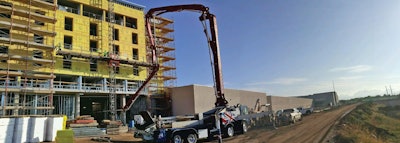 Boom pump sizes from 36 to 61 meters were dispatched to place concrete depending on what level was under construction for the six-story hotel that was adjacent to the mall.