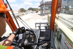 JLG’s high-capacity telehandlers can be equipped with SmartLoad Technology to help minimize overloading risks.