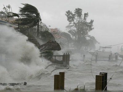 1401741679000 A04 Hurricane Wilma 15