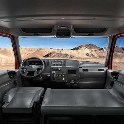 Navistar2