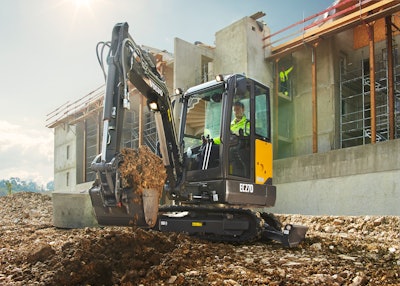 The EC27D is a complement to the ECR25D short swing excavator with its similar size, but greater lifting capacity and stability compared to the short swing model.