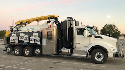 Vactor HXX concept excavator truck
