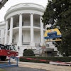 A Vacuworx MC 5 with custom pad assembly is shown in front of White House South Portico steps.