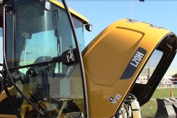Volvo 20 H Hood