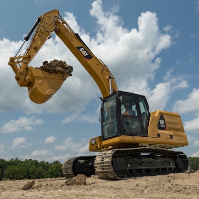 The Cat 320 GC is powered by the same C4.4 diesel as the 320 at a lower horsepower rating. The same digital control of engine, pump and valve as the bigger class mates also results in up to 25% lower fuel consumption, but features are tailored to deliver the lowest cost per hour on utility work.