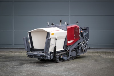 Compact Paver Dynapac F1200 Cs 01
