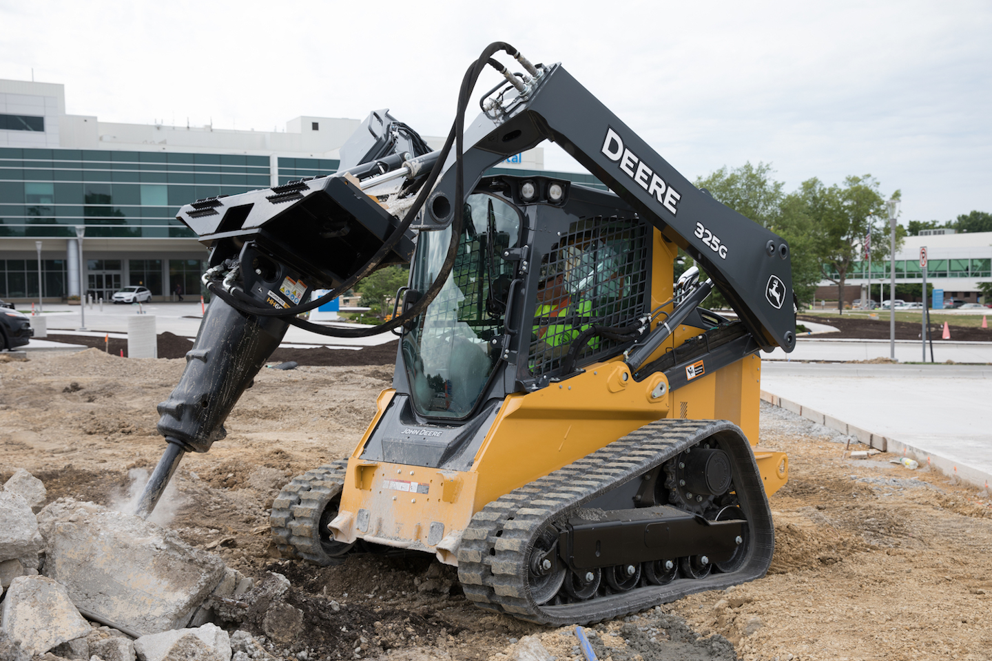 John Deere 325g Mid Frame Compact Track Loader From John Deere For Construction Pros