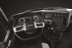 Mack Granite Interior S