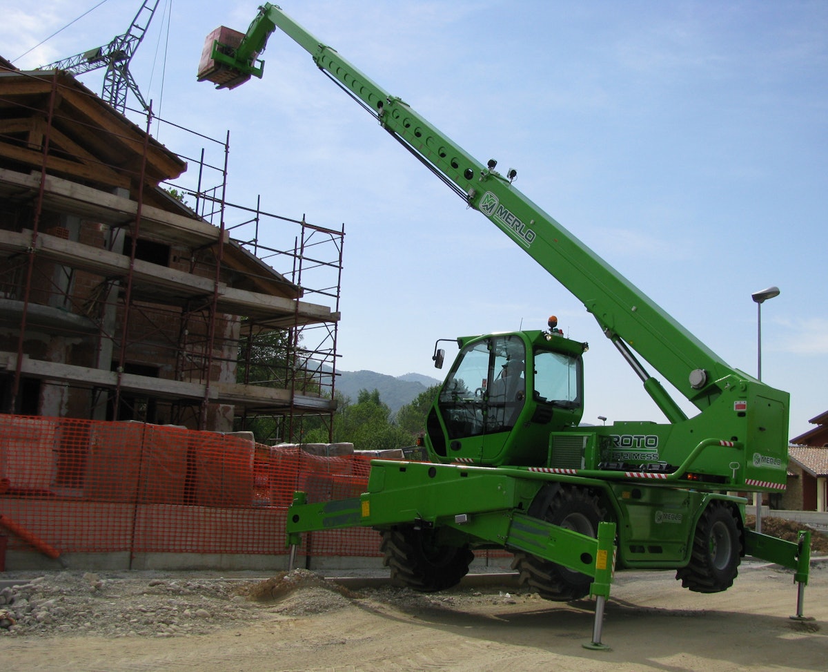 Merlo Roto Rotating Telehandlers From: Merlo America | For Construction ...