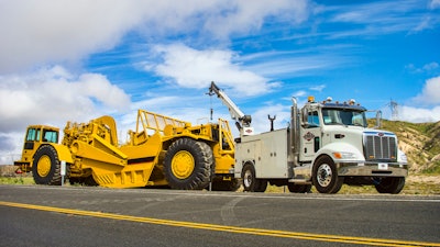 The 11-ft. Dominator III is capable of working in tighter quarters than its 14-ft. counterpart, maintaining stability and providing extra lift performance in critical work zones.