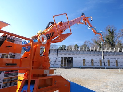 With wireless control, the B18 Mini Placer provides easy placement of material on deck pours using a three-section boom that can reach 60 feet.
