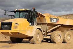 Cat Refined Ad Ts 735