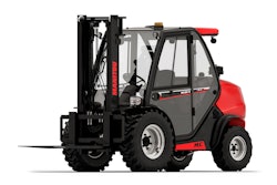 With respective loading capacities of 2.5 and 3 tonnes (2.4 and 2.9 tons), the MC 25 and MC 30 models have ground clearances of 30 cm (12 in.).