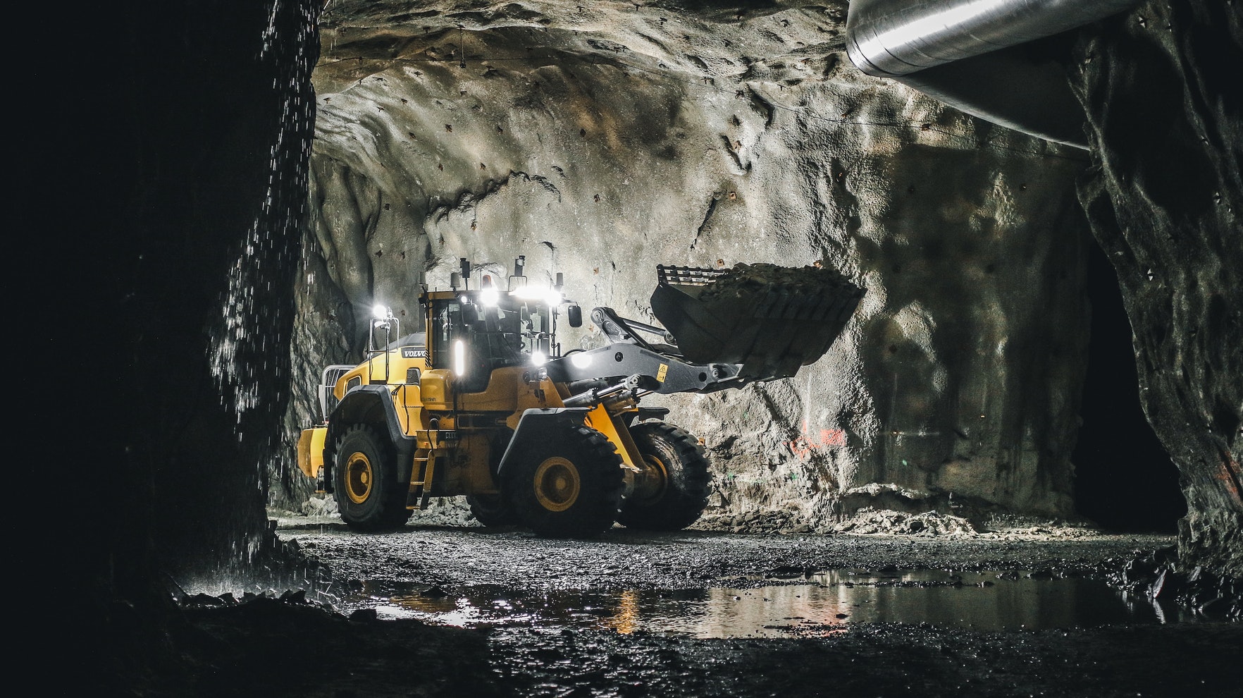 Mine loader hot sale