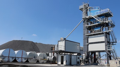 Benninghoven ECO transportable asphalt mixing plant working on site.