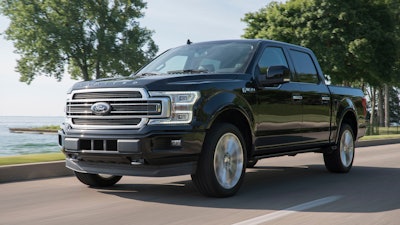 19 Ford F 150 Limited 01 Hr