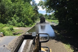 37753416 2573359032679649 3244102709791424512 N