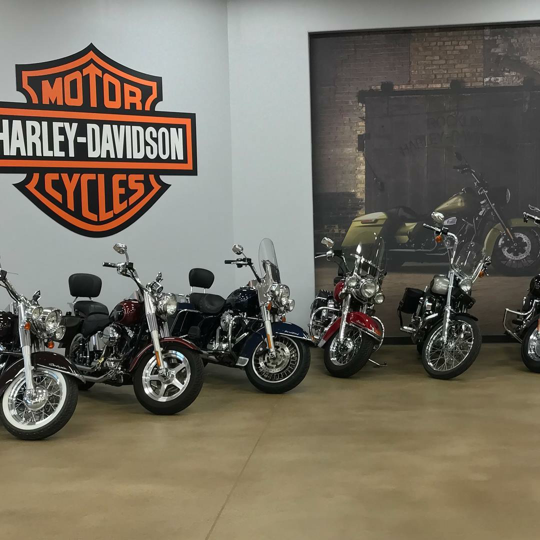 Harley Davidson Showroom Floor Designed To Focus On The Merchandise For Construction Pros