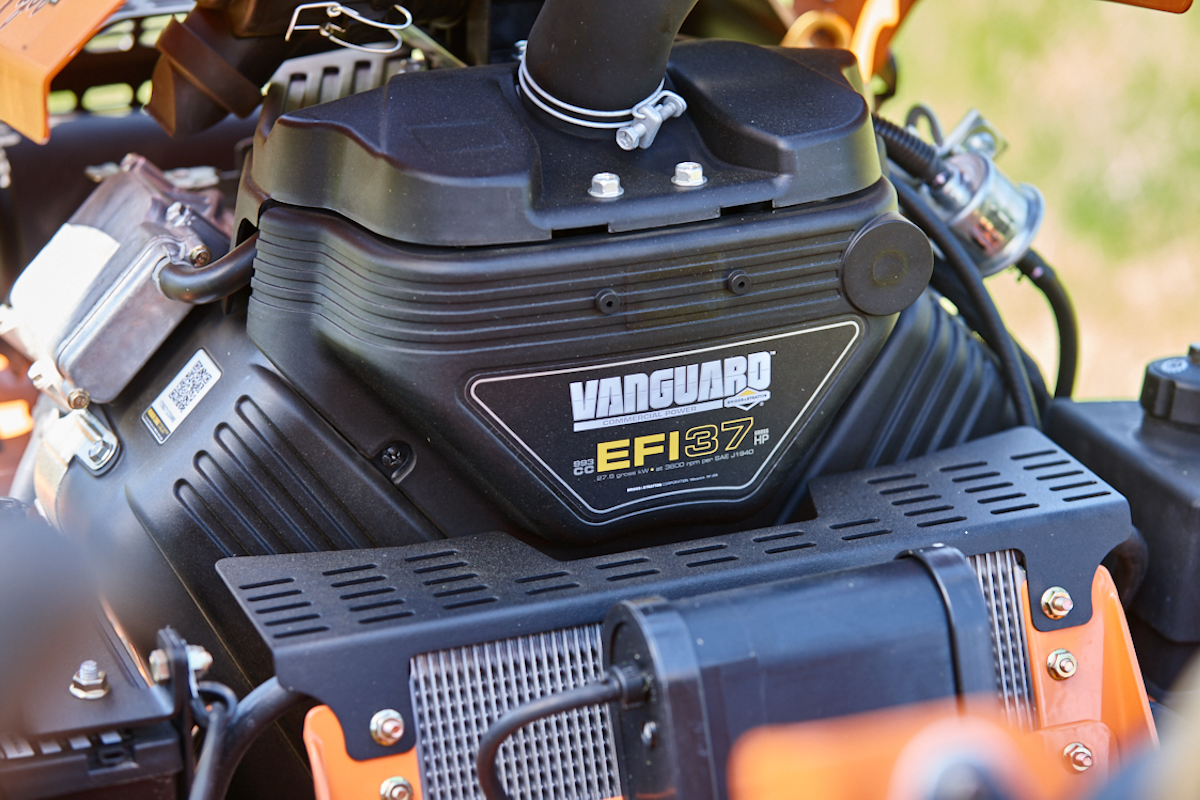 Vanguard Increases Engine Options Available On SCAG Turf Tiger II