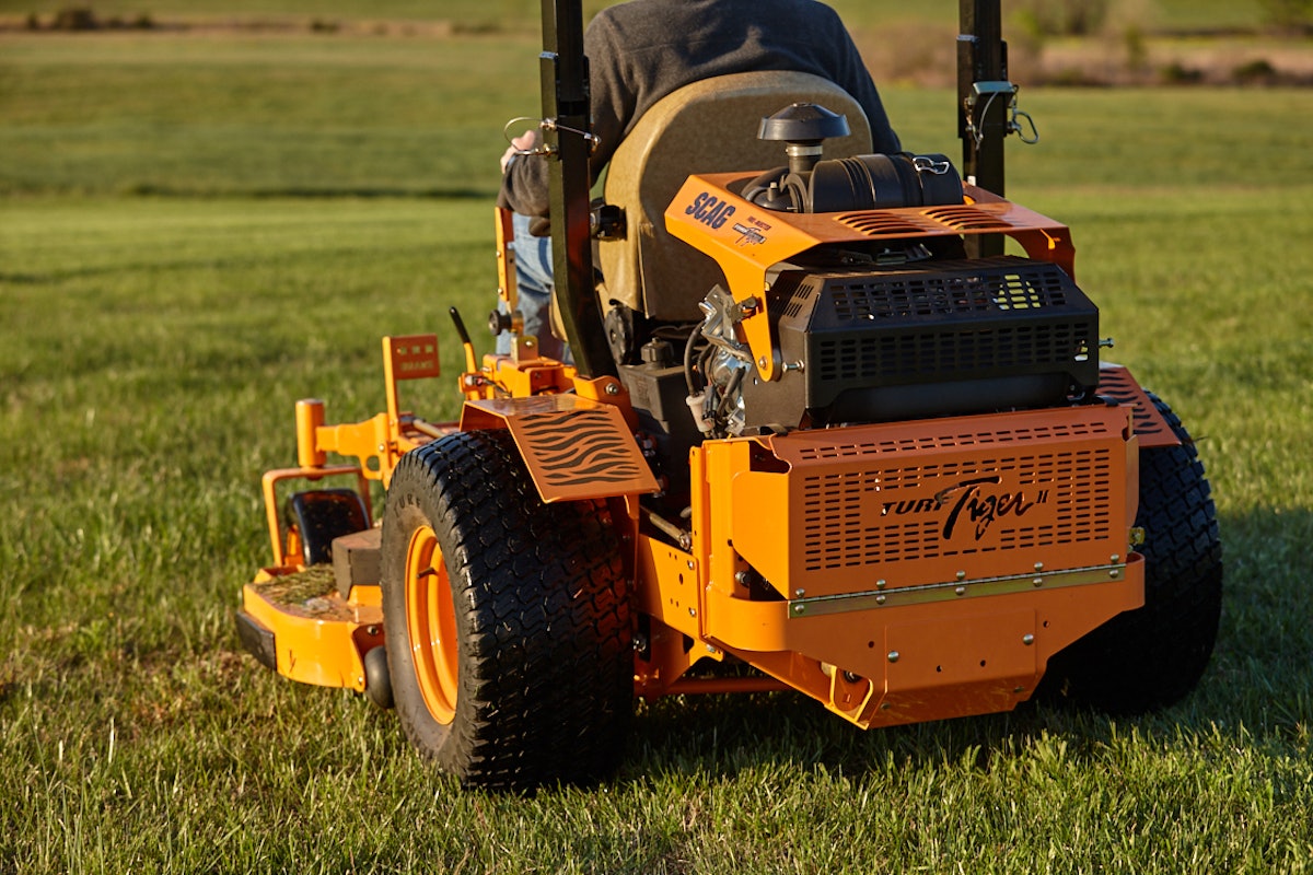 Vanguard Increases Engine Options Available On SCAG Turf Tiger II