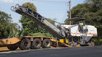 The variable tare weight and additional weights that can be added as required allow the W 200 to be carried even on vehicles with a low maximum permitted payload.