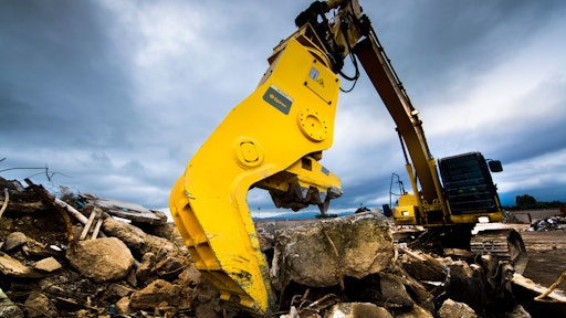 Make sure the carrier's auxiliary circuit is set with the proper oil flow and hydraulic operating pressure required for the attachment. Use a hydraulic flow meter to verify rather than rely on what the electronic system is telling you.