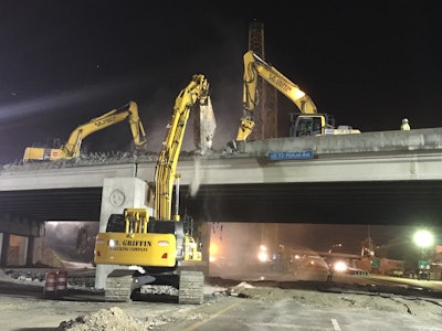 The size of the tool required depends on the type of material to be processed. Make sure that the tool is compatible with the machine in terms of the design and lift requirements.