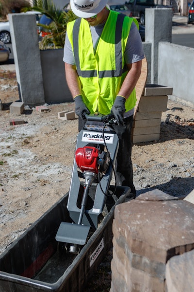For small batches, the Maddog Mixing System mixes up to 120 pounds of material in about a minute.