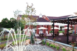 Meadowood Fountain Porous Pave Path And Patio Engc 2 Prl