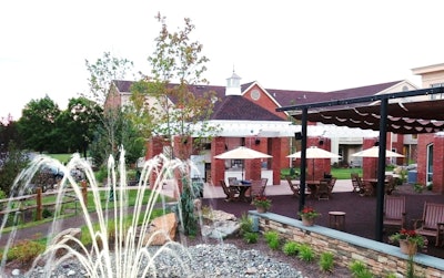 Meadowood Fountain Porous Pave Path And Patio Engc 2 Prl