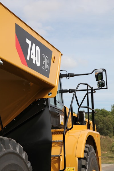 Caterpillar 740 Gc Articulated Dump Truck Gc Close Up 2