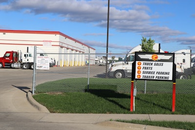 There are actually over 125 different set criteria that you must meet in order to be a Daimler Truck Elite Support dealer.