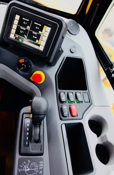 Cat 730 And 735 At Cab Controls