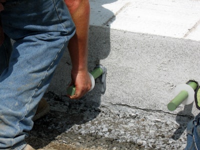 Airport Paving 2010 015