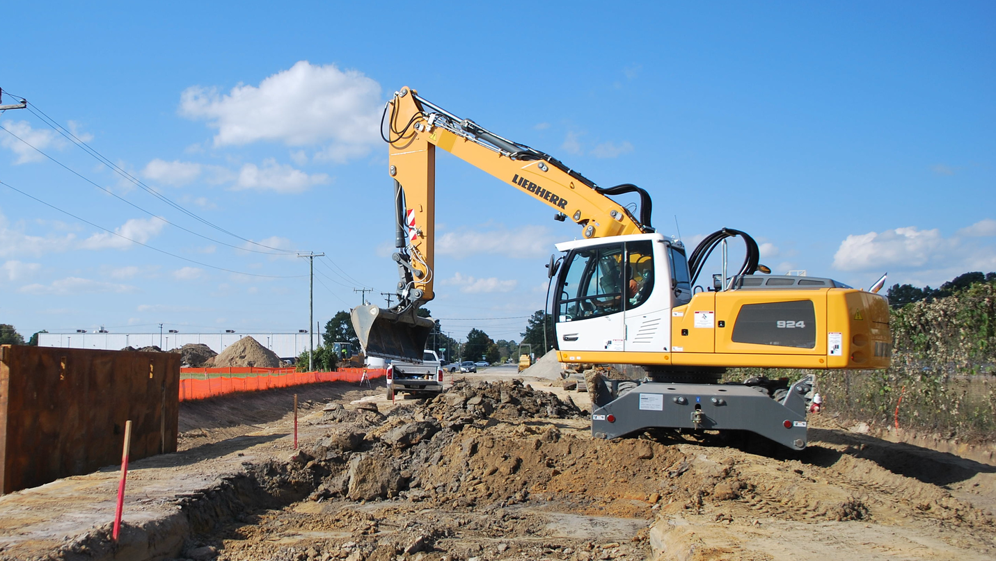 Wheeled Excavators Gain Traction On Tight And Urban Construction Sites ...