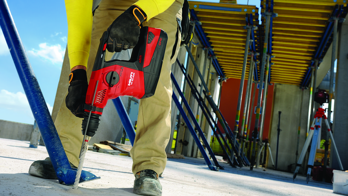 [VIDEO] Review of Hilti 36V TE 30A36 Rotary Hammer Drill For