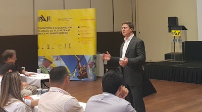 Matt Fearon Genie President Speaking At Ipaf Elevacao 2018 In Brazil