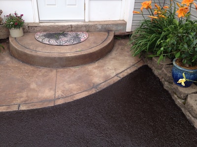 “We gave special attention to sealing around expensive hardscaped elements that bordered the drive, including pavers and the sidewalk,' says John Tranello. 'Our company is small, but we pride ourselves in doing the very best work, and that implies keeping the sealant where it belongs, on the driveway.”