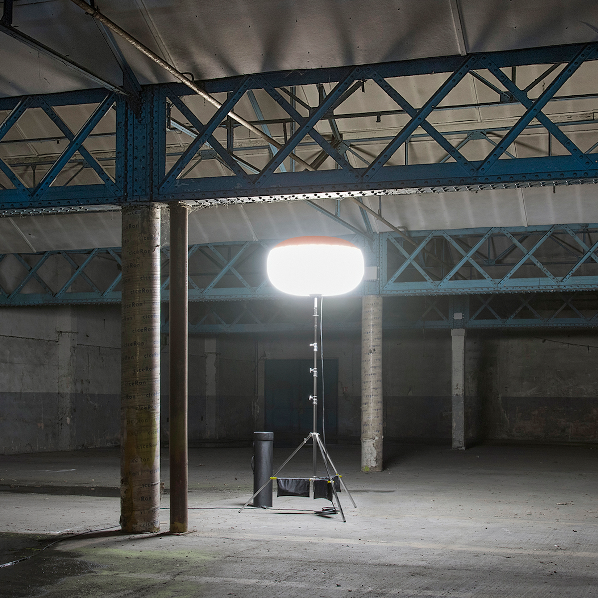 Sirocco 75 000 Lumen Led Safety Light From Airstar America Inc For Construction Pros