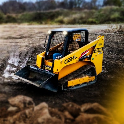 Gehl 2019 Rt105 Working