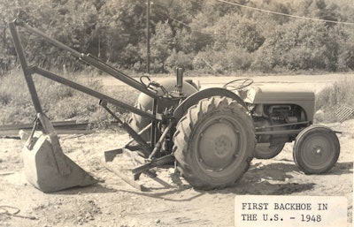 The Wain-Roy hydraulic backhoe attachment was the first recorded hydraulic backhoe in the U.S.