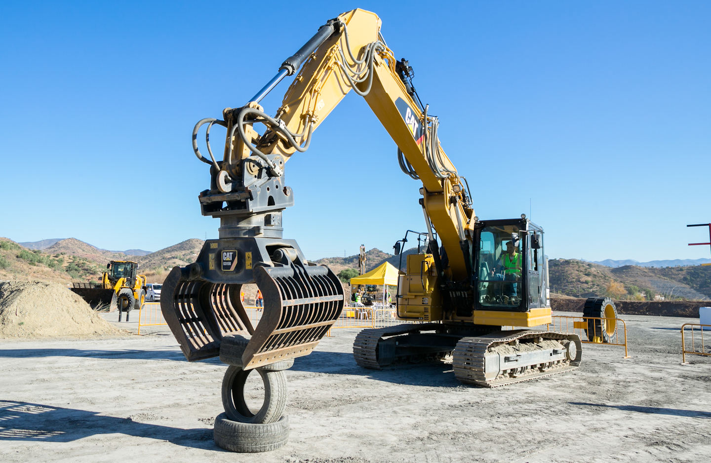 Caterpillar Launches 2019 2020 Global Operator Challenge