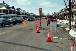 Designed for use on short-term projects, the Guardian SmartFlagger features a flag mounted to a barrier arm and red and yellow lights to reinforce the position of the flag.
