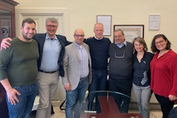 Thomas Friedrich, KINSHOFER president and CEO celebrates with Lifco and Hammer partners. Pictured, from left: Onofrio Modugno, Hammer partner; Erik Gabrielson, Vinge – Lifco RA; Valerio Modugno, MD Hammer; Thomas Friedrich, KINSHOFER president and CEO; Giovanni Modugno, Hammer partner; Giovanni and Valerio’s sisters.